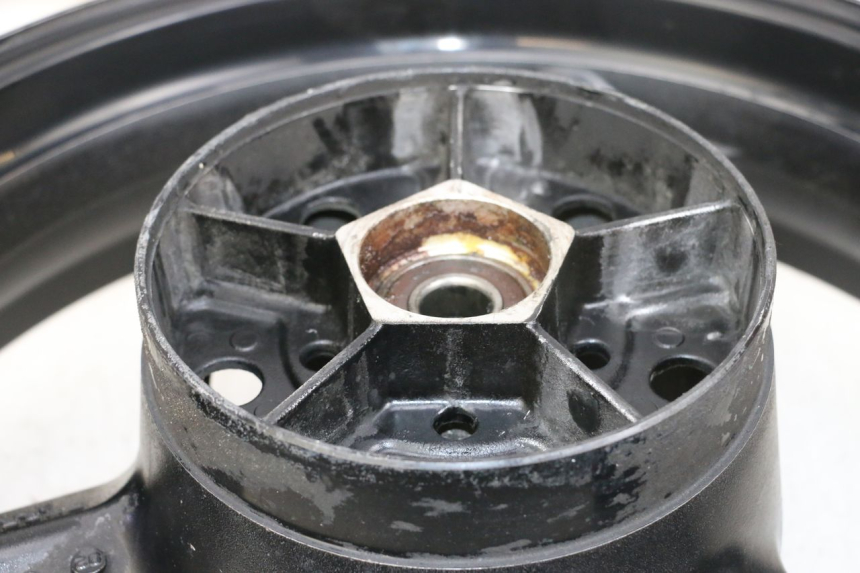 photo de ARO TRASEIRO SUZUKI DL V STROM 1000 (2002 - 2007) - Zoom de qualidade