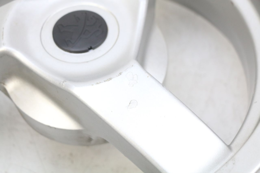 photo de ARO TRASEIRO PEUGEOT E-VIVACITY 1 (2012 - 2018) - Peça verificada