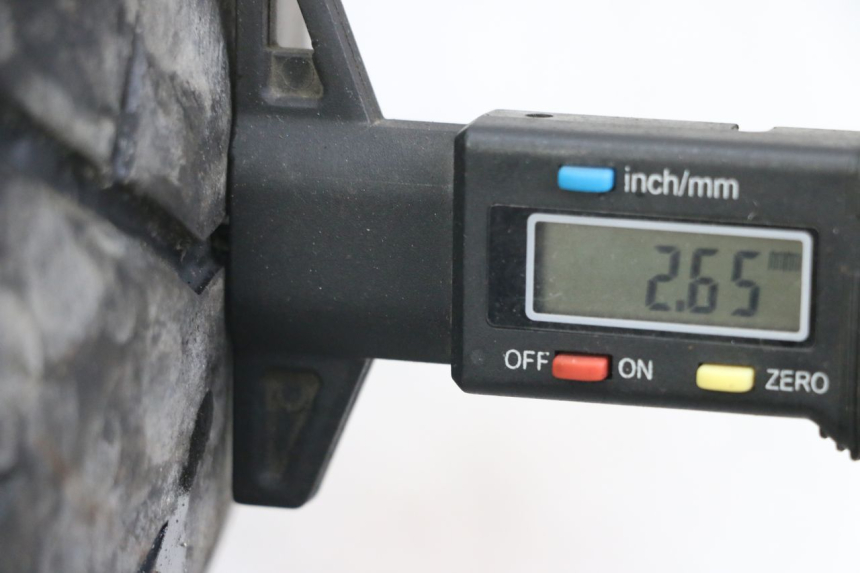 photo de ARO TRASEIRO YAMAHA FJ 3CX 1200 (1986 - 1996) - Zoom do estado de desgaste