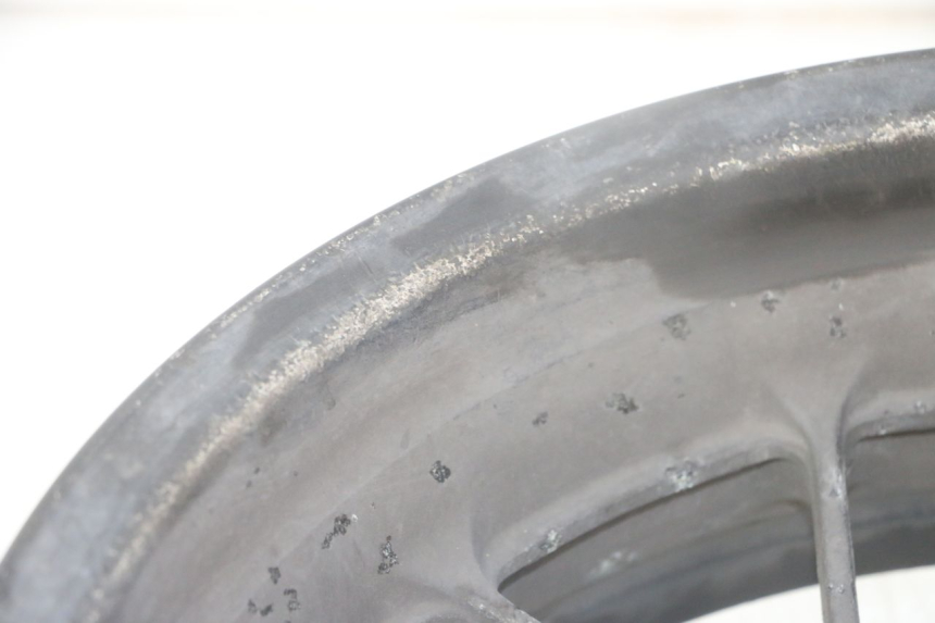 photo de ARO TRASEIRO HONDA FORZA ABS 300 (2013 - 2017) - Detalhes característicos