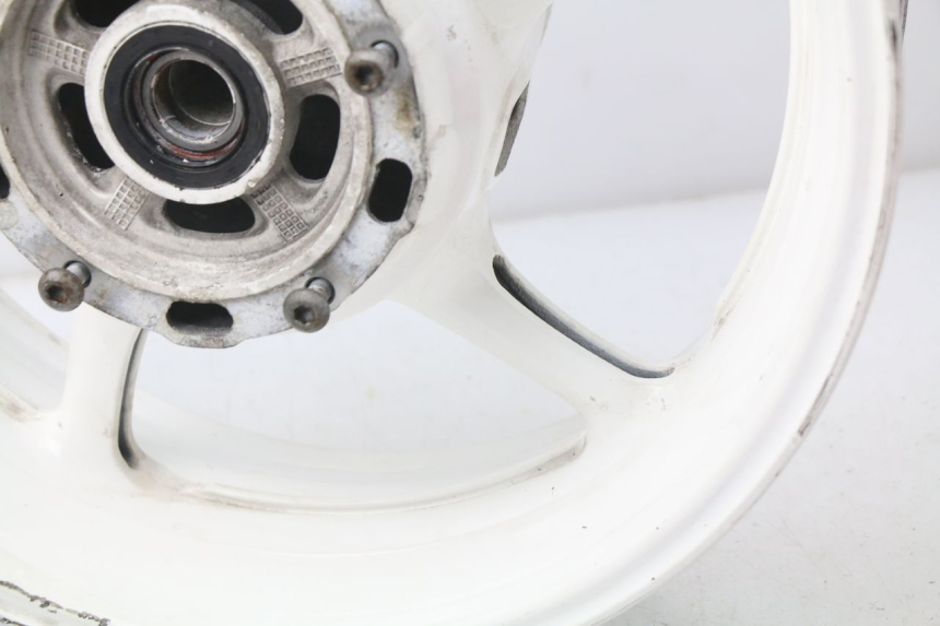 photo de ARO TRASEIRO YAMAHA FZ8 800 (2010 - 2016) - Zoom do estado de desgaste