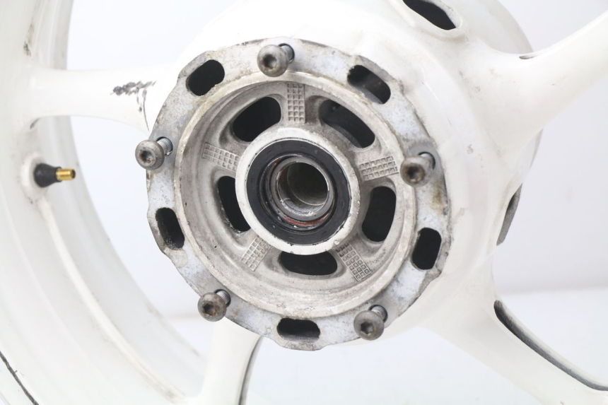 photo de ARO TRASEIRO YAMAHA FZ8 800 (2010 - 2016) - Pontos de fixação