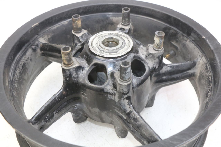 photo de ARO TRASEIRO GILERA GP 800 (2007 - 2013) - Vista de perto