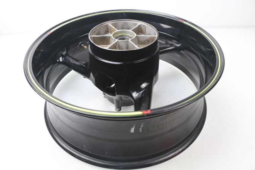 photo de ARO TRASEIRO SUZUKI GSX-R GSXR K16 1000 (2012 - 2016) - Vista geral