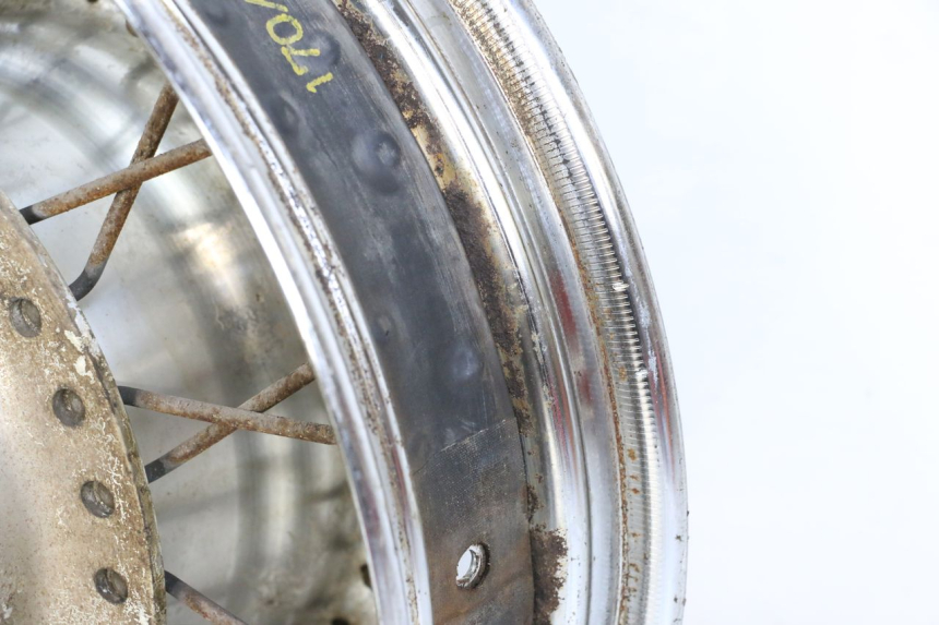 photo de ARO TRASEIRO HONDA VT C2 SHADOW 750 (1997 - 2001) - Detalhe da peça