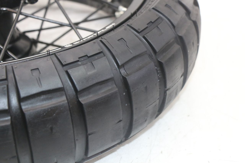 photo de ARO TRASEIRO HUSQVARNA SVARTPILEN 401 (2018 - 2023) - Inspeção visual