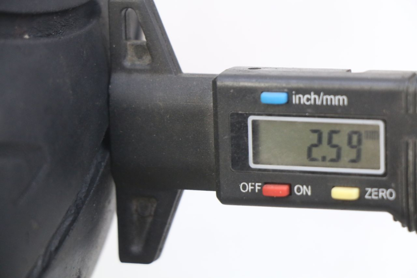 photo de ARO TRASEIRO SYM JET EURO X 2T 50 (2003 - 2007) - Detalhe da peça