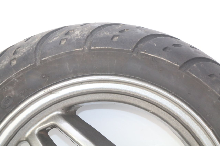 photo de ARO TRASEIRO SYM JET EURO X 2T 50 (2003 - 2007) - Detalhes característicos