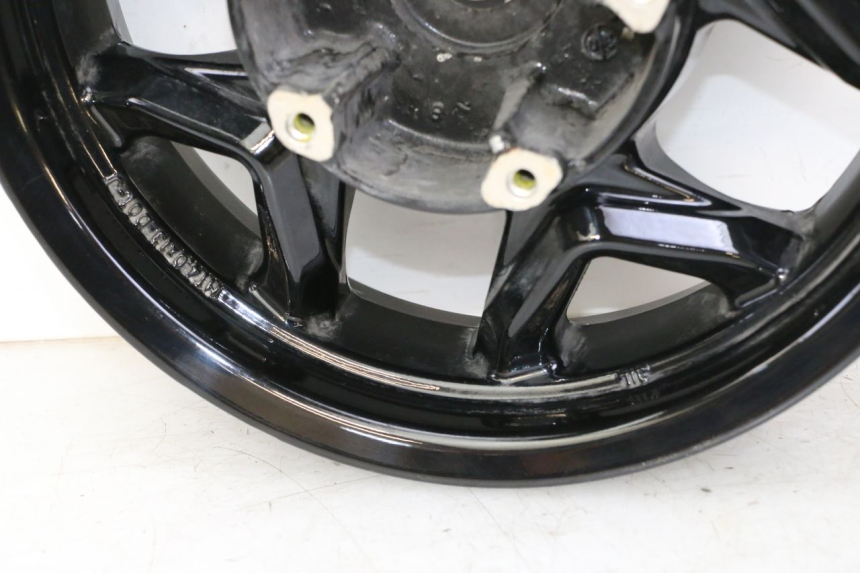 photo de ARO TRASEIRO SYM JOYMAX 125 (2010 - 2017) - Estado da superfície
