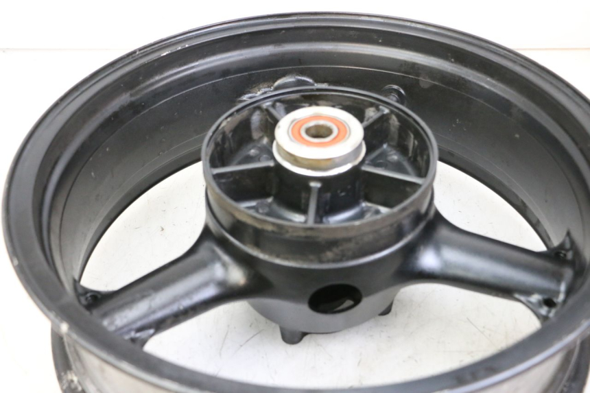photo de ARO TRASEIRO KAWASAKI ZR7 ZR-7 S 750 (1999 - 2004) - Outro ângulo de visão