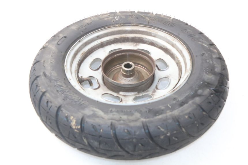 photo de ARO TRASEIRO PEUGEOT KISBEE 4T 50 (2010 - 2017) - Zoom do estado de desgaste
