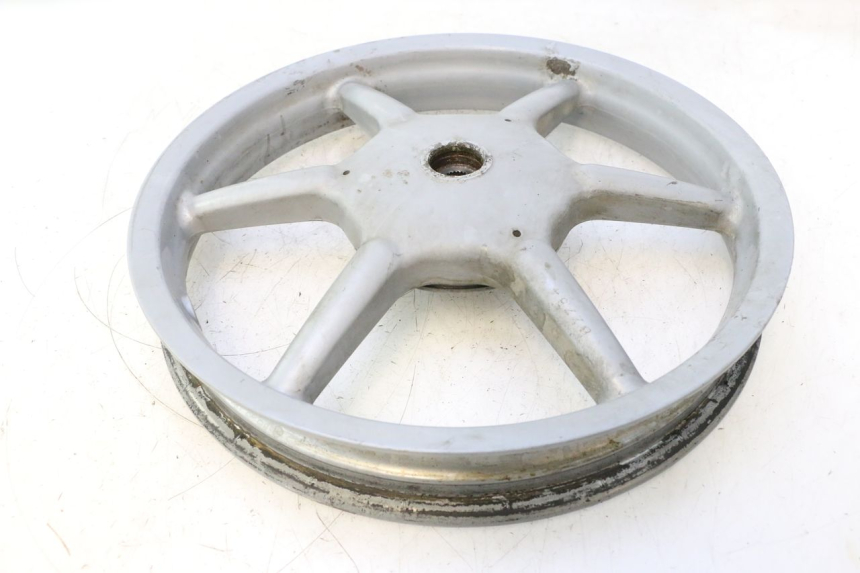 photo de ARO TRASEIRO PIAGGIO LIBERTY 50 (1998 - 2003) - Detalhes característicos