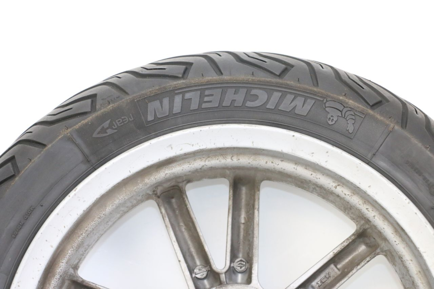 photo de ARO TRASEIRO PIAGGIO MP3 LT 400 (2007 - 2012) - Detalhes característicos