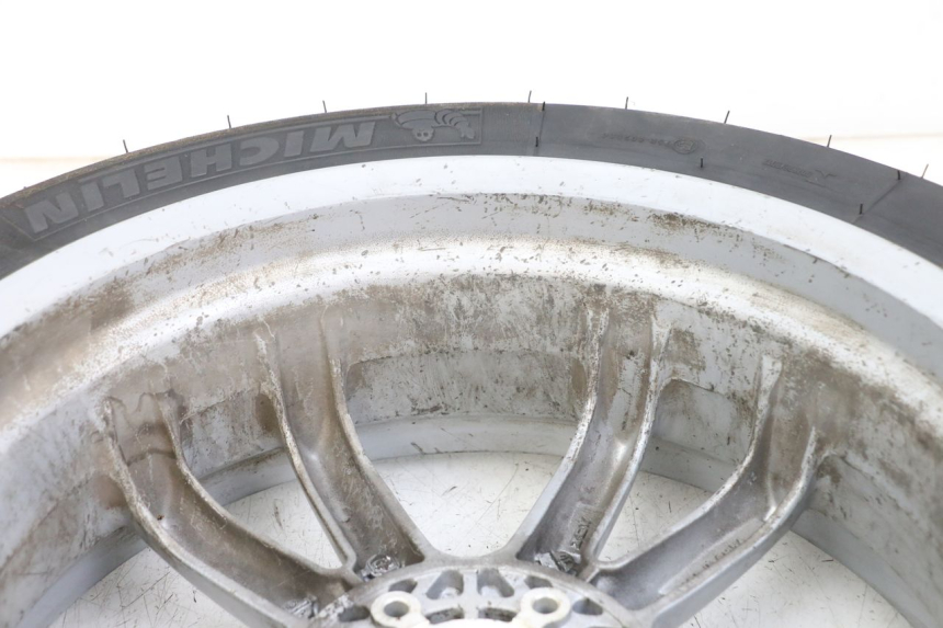 photo de ARO TRASEIRO PIAGGIO MP3 LT 400 (2007 - 2012) - Pontos de fixação