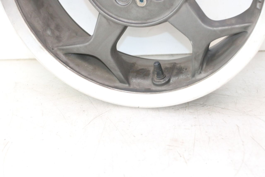photo de ARO TRASEIRO PIAGGIO MP3 500 (2016 - 2018) - Zoom do estado de desgaste