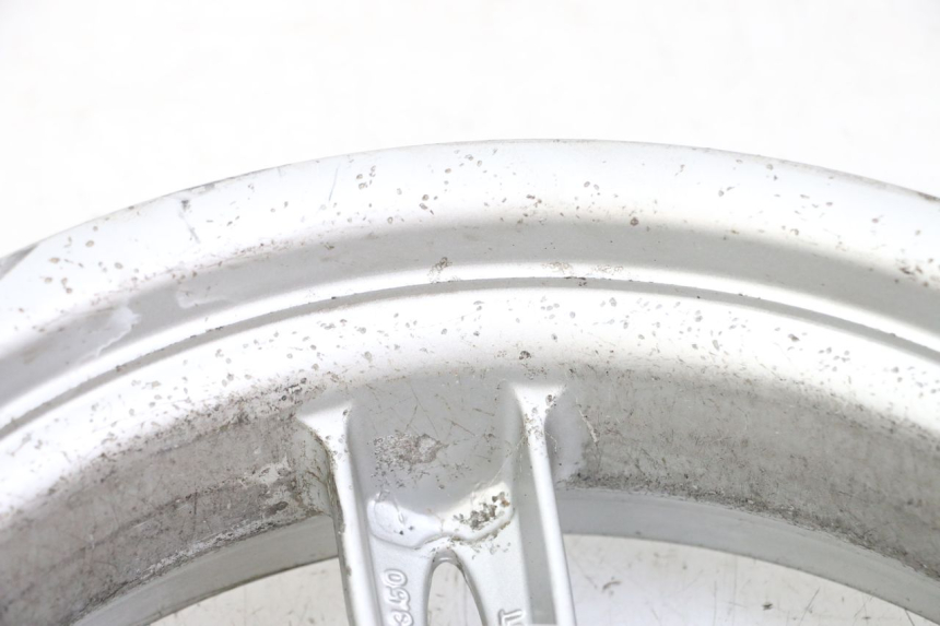 photo de ARO TRASEIRO YAMAHA NEOS NEO'S 4T 50 (2008 - 2016) - Detalhes característicos