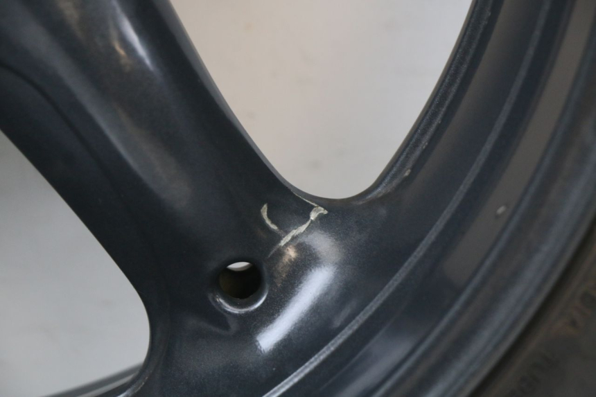 photo de ARO TRASEIRO MOTO GUZZI NORGE 8V GT 1200 (2011 - 2016) - Vista de perto