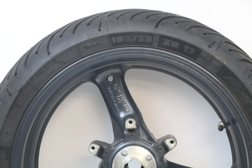 photo de ARO TRASEIRO MOTO GUZZI NORGE 8V GT 1200 (2011 - 2016) - Zoom do estado de desgaste