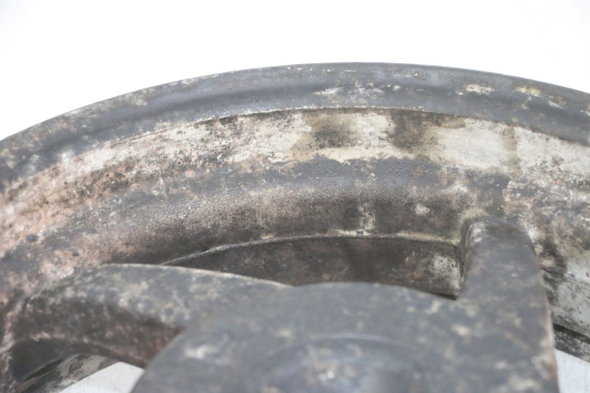 photo de ARO TRASEIRO SYM ORBIT 2 4T 50 (2008 - 2017) - Detalhes característicos