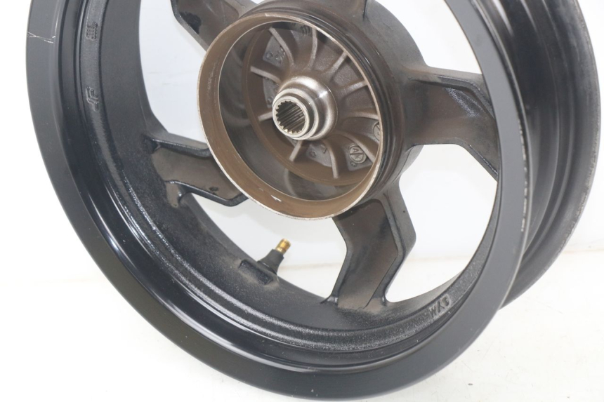 photo de ARO TRASEIRO SYM ORBIT III 3 4T 50 (2021 - 2025) - Pontos de fixação