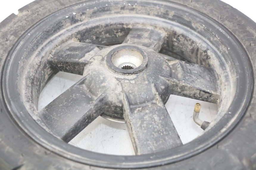 photo de ARO TRASEIRO TNT MOTOR OTTO 2T 50 (2012 - 2018) - Zoom do estado de desgaste