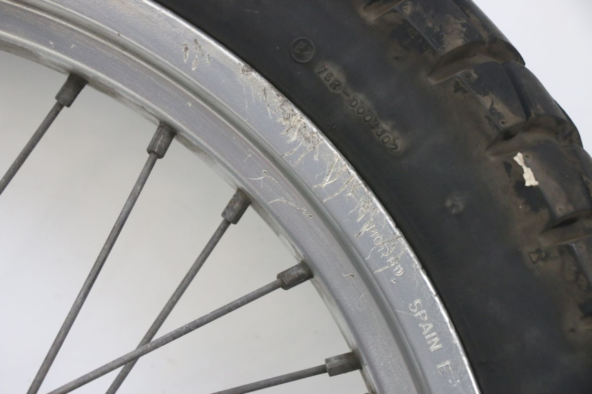 photo de ARO TRASEIRO GILERA RK 50 (1996 - 1999) - Estado da superfície