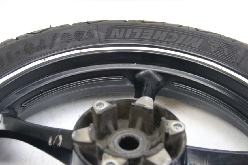 photo de ARO TRASEIRO SUZUKI SIXTEEN 125 (2008 - 2010) - Inspeção visual