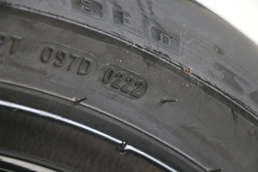 photo de ARO TRASEIRO TRIUMPH SPEED TRIPLE T301 900 (1994 - 1996) - Detalhe da peça