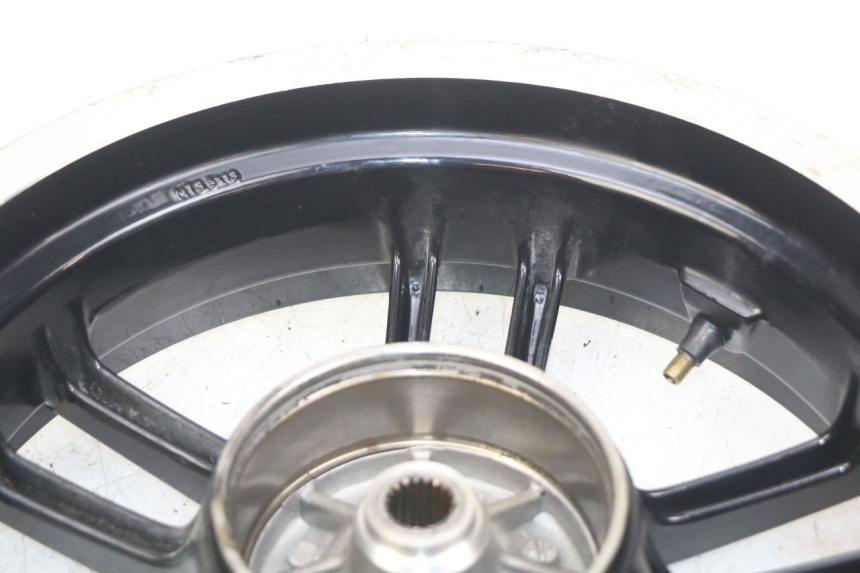 photo de ARO TRASEIRO PEUGEOT SPEEDFIGHT 3 AIR 50 (2009 - 2015) - Detalhes característicos