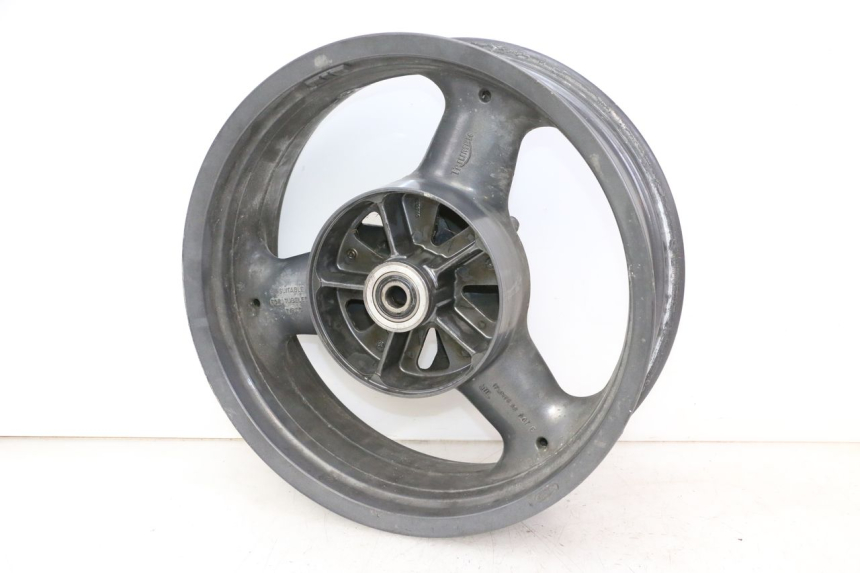 photo de ARO TRASEIRO TRIUMPH SPRINT 900 (1995 - 1998) - Detalhes característicos