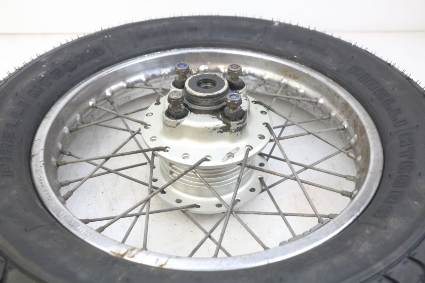 photo de ARO TRASEIRO YAMAHA SR 125 (1982 - 2003) - Outro ângulo de visão