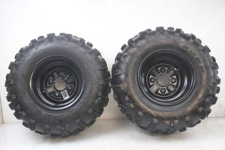 photo de ARO TRASEIRO HYTRACK ST 170 (2020 - 2024) - Zoom do estado de desgaste