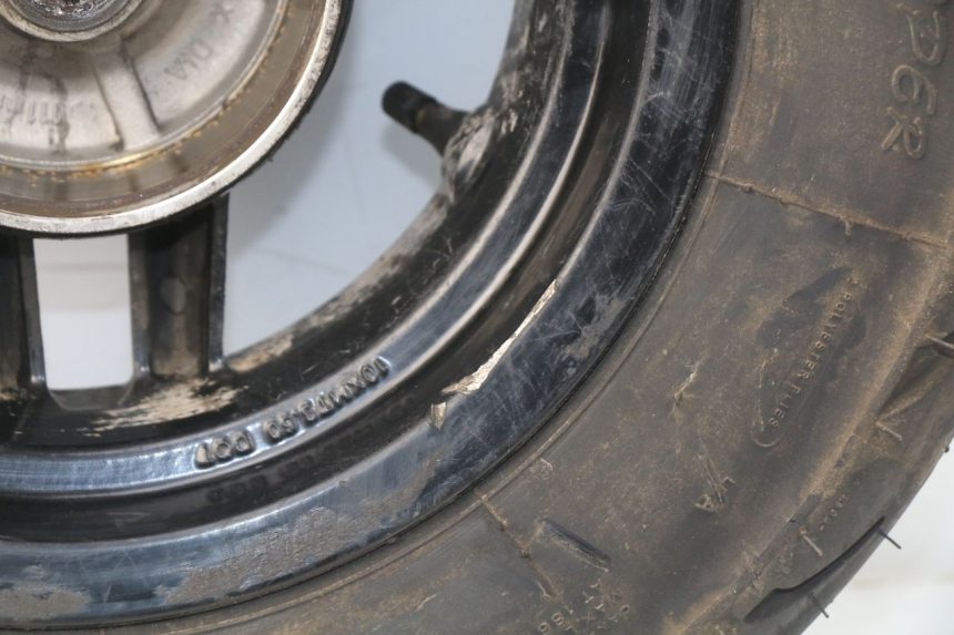 photo de ARO TRASEIRO PEUGEOT STREETZONE 2T 50 (2014 - 2019) - Detalhe da peça