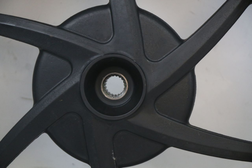 photo de ARO TRASEIRO KYMCO SUPER 8 4T 50 (2018 - 2020) - Outro ângulo de visão