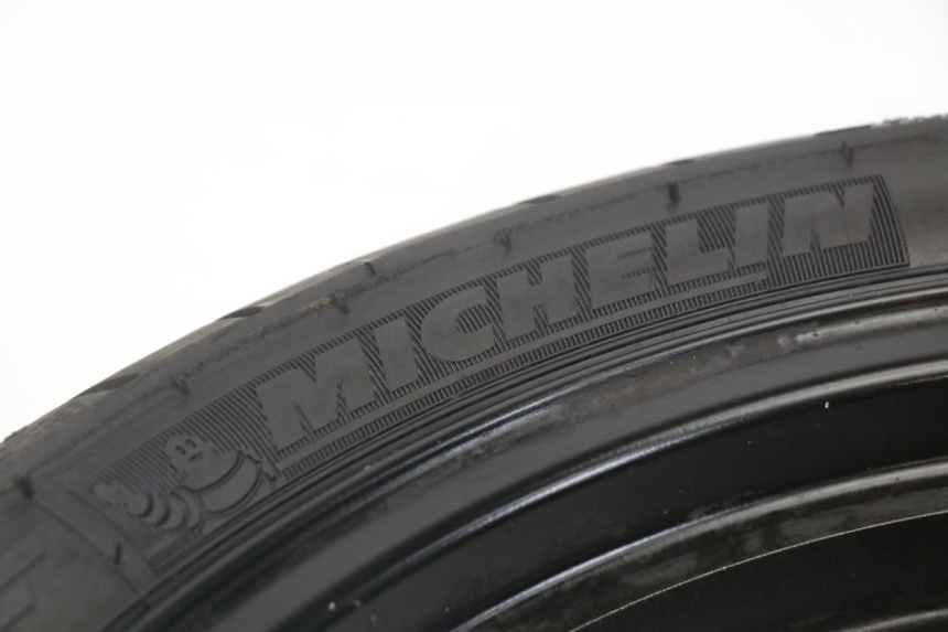 photo de ARO TRASEIRO SUZUKI GS F 500 (2004 - 2007) - Vista de perto