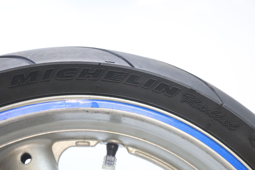 photo de ARO TRASEIRO SUZUKI SV S 650 (1999 - 2002) - Detalhes característicos