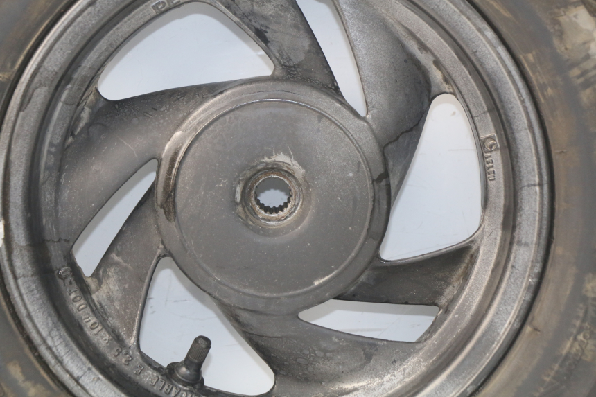 photo de ARO TRASEIRO PEUGEOT SV 50 (1992 - 2004) - Zoom do estado de desgaste