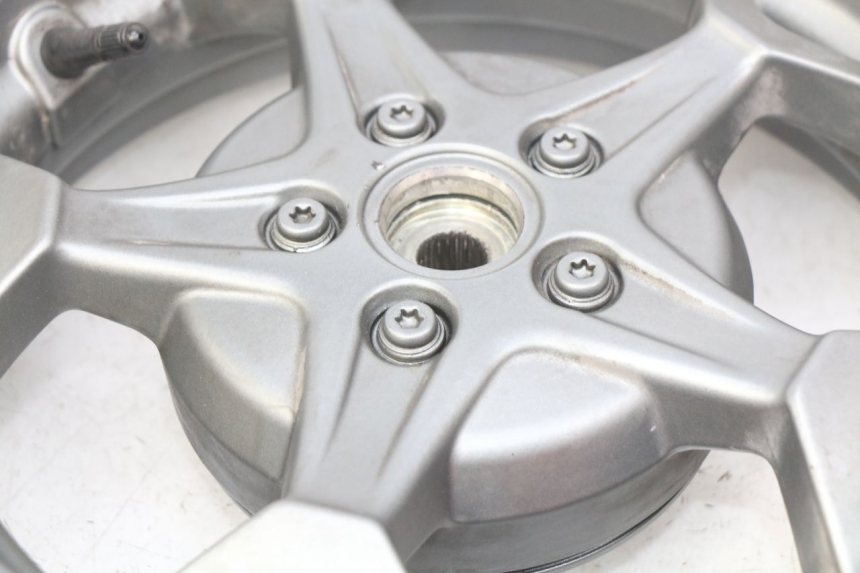 photo de ARO TRASEIRO APRILIA SXR 50 (2021 - 2023) - Pontos de fixação