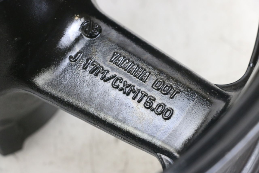 photo de ARO TRASEIRO YAMAHA TDM ABS 900 (2002 - 2014) - Detalhe da peça