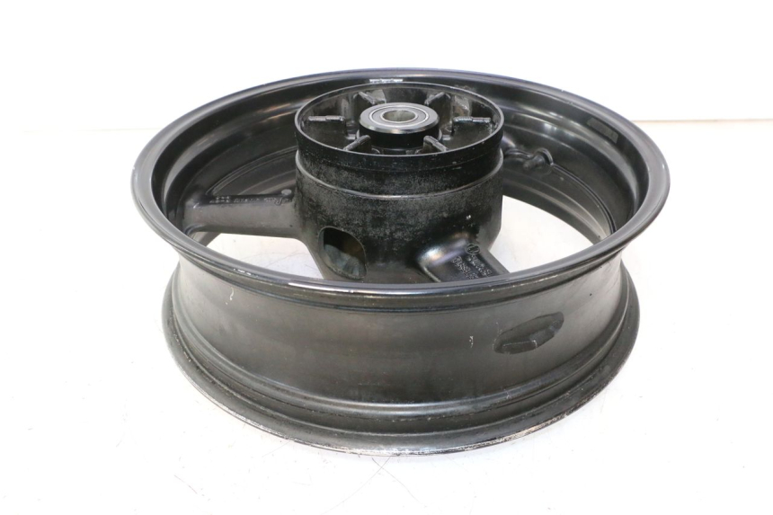 photo de ARO TRASEIRO YAMAHA TDM ABS 900 (2002 - 2014) - Detalhes característicos
