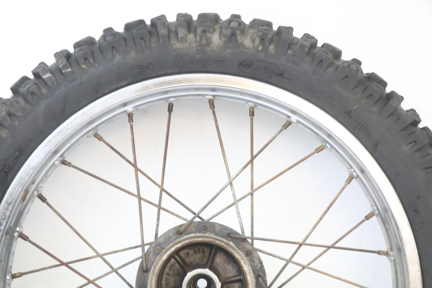photo de ARO TRASEIRO SUZUKI TS X 80 (1984 - 1988) - Detalhe da peça