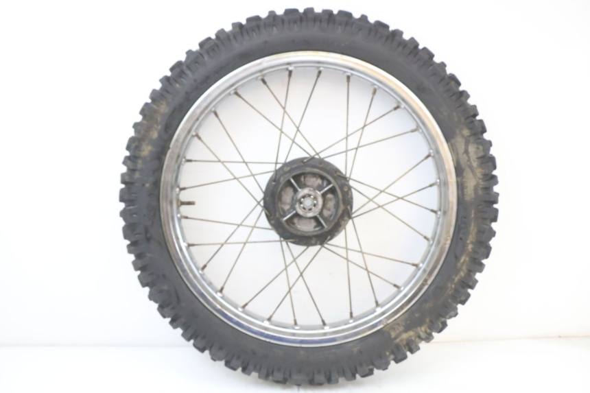 photo de ARO TRASEIRO SUZUKI TS X 80 (1984 - 1988) - Vista geral