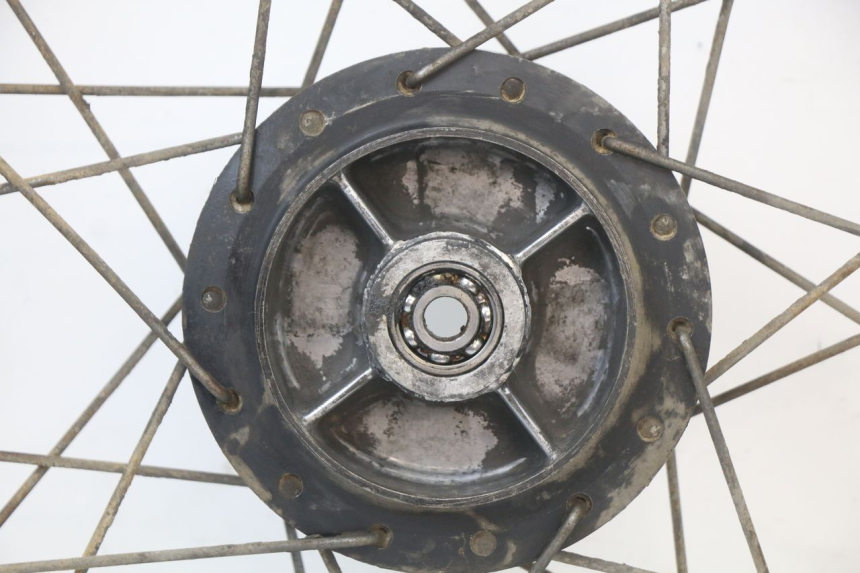 photo de ARO TRASEIRO SUZUKI TS X 80 (1984 - 1988) - Peça verificada