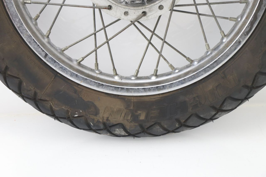 photo de ARO TRASEIRO SUZUKI TU X TUX VOLTY 125 (1999 - 2001) - Pontos de fixação