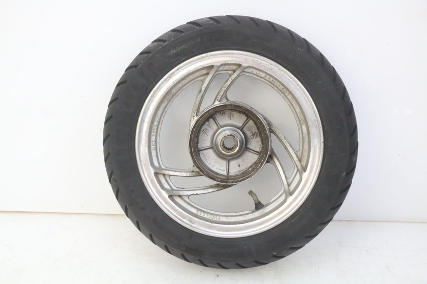 photo de ARO TRASEIRO PEUGEOT V-CLIC VCLIC 50 (2007 - 2013) - Zoom do estado de desgaste