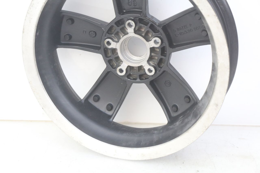 photo de ARO TRASEIRO PIAGGIO VESPA GTS SUPER IE 125 (2009 - 2016) - Detalhe da peça