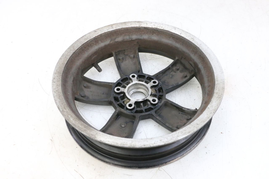 photo de ARO TRASEIRO PIAGGIO VESPA GTS SUPER IE 125 (2009 - 2016) - Detalhes característicos