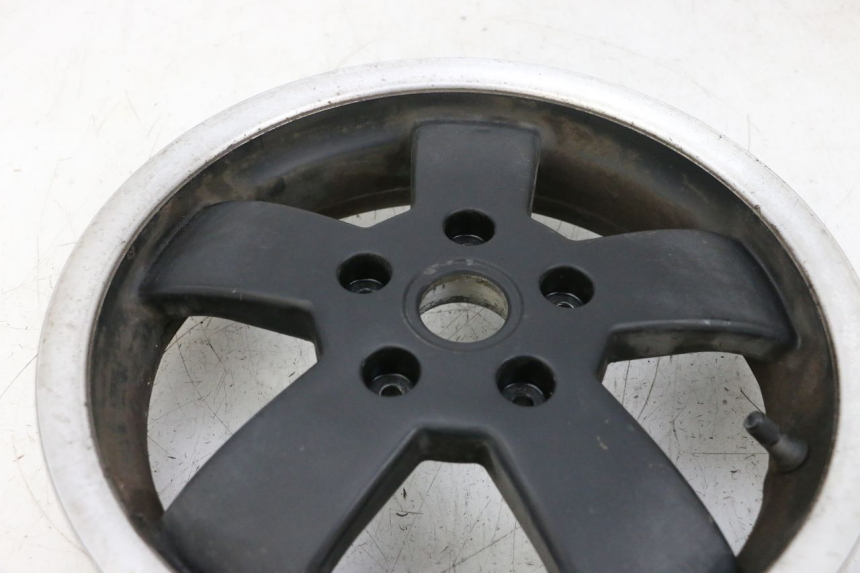 photo de ARO TRASEIRO PIAGGIO VESPA GTS SUPER IE 125 (2009 - 2016) - Vista de perto