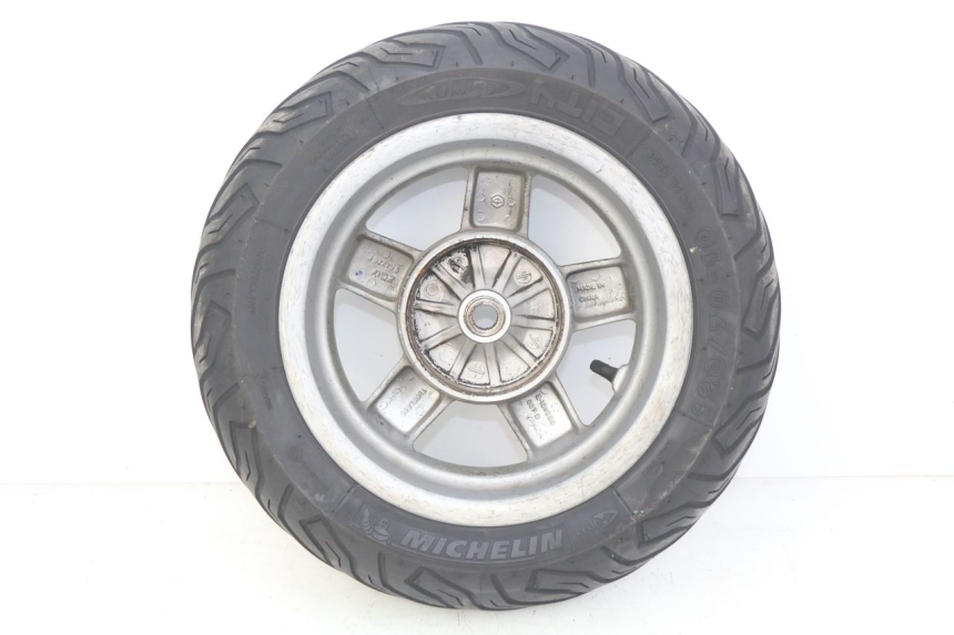 photo de ARO TRASEIRO PIAGGIO VESPA LXV 125 (2006 - 2009) - Detalhes característicos