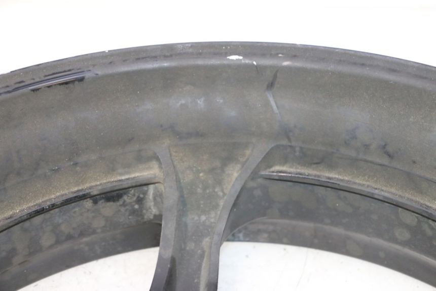 photo de ARO TRASEIRO HONDA VFR FI RC46 800 (1998 - 2001) - Peça verificada